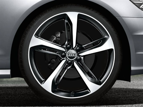 Audi A6 21" Sommerkomplethjul i 5-eget blade-design, sort højglans, Audi Sport (9J x 21")